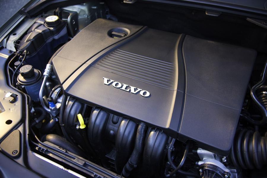  Volvo V70 2010 года  (фото 44 из 62)
